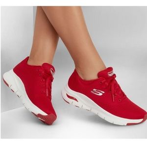 Skechers Arch Fit .